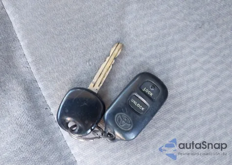 2006 Toyota Corolla Le из США, поврежденный, VIN 1NXBR32E46Z603247